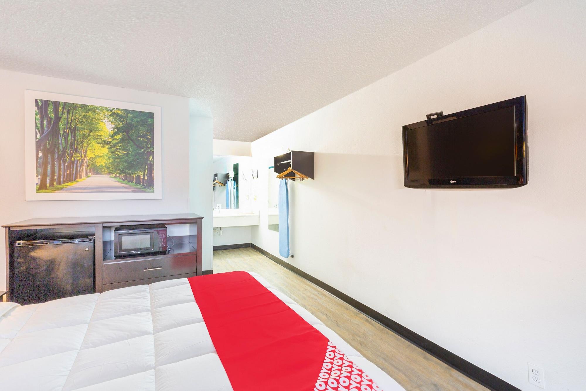 Oyo Hotel Baton Rouge Mid City Exterior foto
